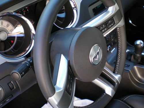 2010 Ford Mustang  Coupe 2-Door 4.0L premium 5spd, leather super low miles,5k, US $17,995.00, image 5