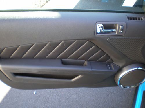 2010 Ford Mustang  Coupe 2-Door 4.0L premium 5spd, leather super low miles,5k, US $17,995.00, image 7