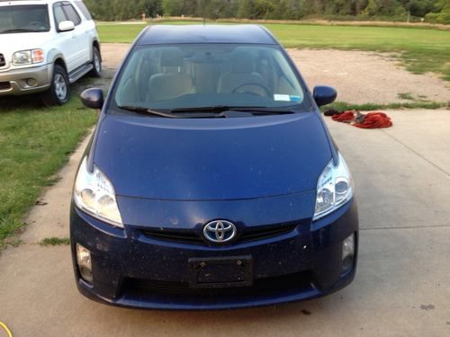2010 Toyota Prius Base Hatchback 4-Door 1.8L No Reserve!, image 2