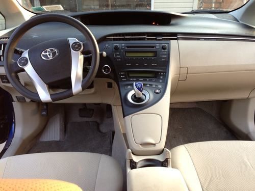 2010 Toyota Prius Base Hatchback 4-Door 1.8L No Reserve!, image 8