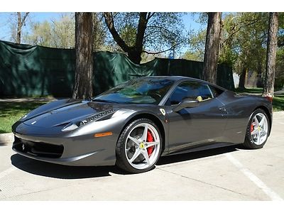 '12 ferrari 458 italia, 1,600 miles, one owner