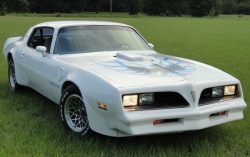 1978 white pontiac trans am, ws6/w72 options 400/auto 95% orig - ready to drive