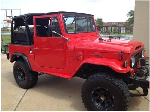 1970 toyota fj40 with hardtop 350 chevy v8 conversion