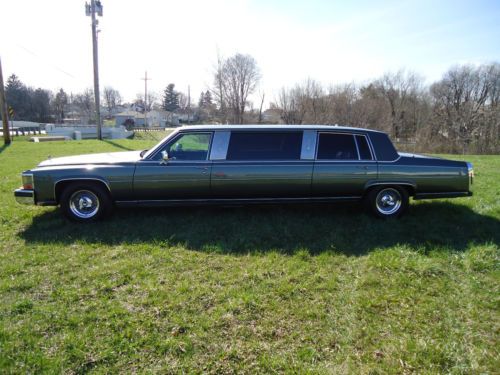Cadillic fleetwood brougham 1989