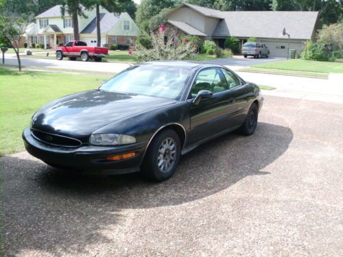 1998 buick riviera base coupe 2-door 3.8l