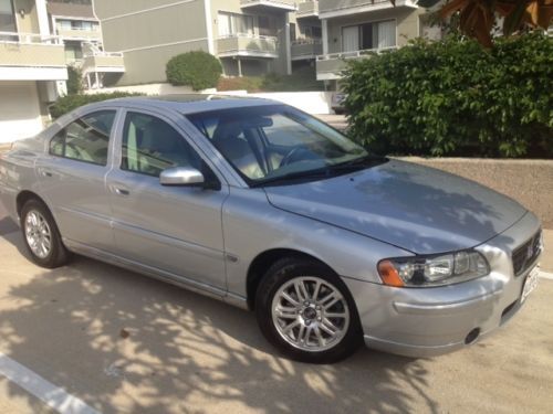 2005 volvo s60 sedan 4-door 2.4l