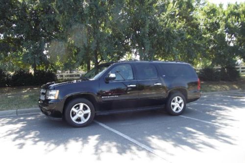 2007 chevy suburban ltz excellent condition dvd navigation rear camera