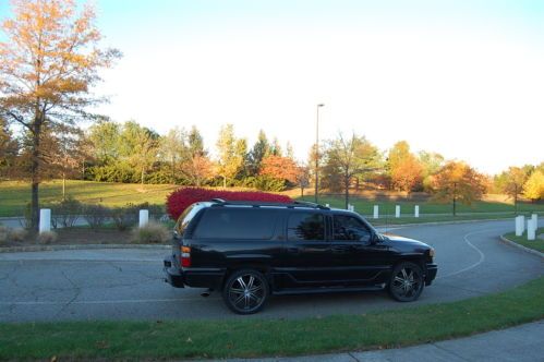 2001 GMC Yukon XL 1500 Denali Sport Utility 4-Door 6.0L, image 4