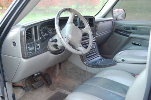 2001 GMC Yukon XL 1500 Denali Sport Utility 4-Door 6.0L, image 9