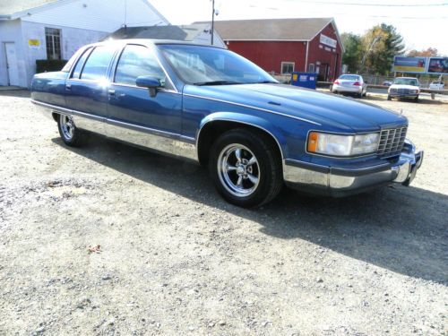 1993 cadillac fleetwood brougham sedan 4-door 5.7l