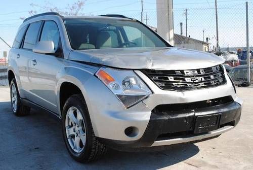 2008 suzuki xl7 awd damaged clean title runs! low miles priced to sell wont last