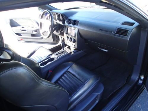 2010 Dodge Challenger RT, salvage, runs and drives, HEMI, coupe, image 10