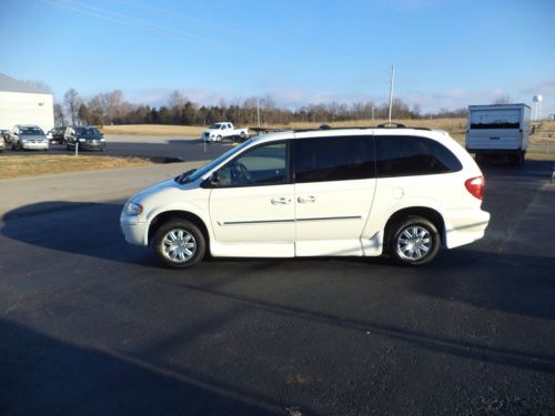 2007 CHRYSLER TOWN & COUNTRY WHEELCHAIR/HANDICAP SIDE ENTRY CONVERSION RAMP VAN, US $11,900.00, image 8