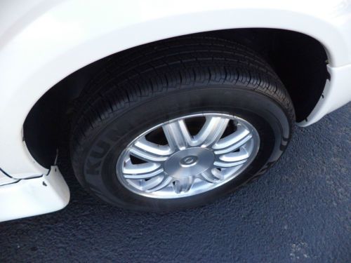 2007 CHRYSLER TOWN & COUNTRY WHEELCHAIR/HANDICAP SIDE ENTRY CONVERSION RAMP VAN, US $11,900.00, image 24