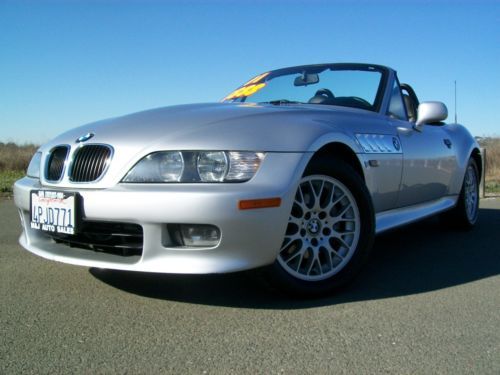 2001 bmw z3 roadster convertible 2-door 2.5l