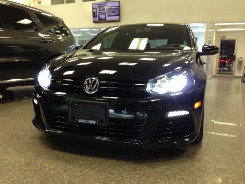 2012 vw golf r 4 door stick shift, navigation, leather, sunroof black/black 1