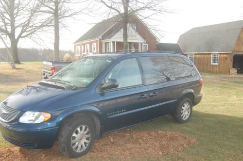 2001 chrysler town and country