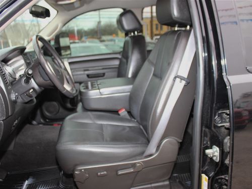 6.6L Diesel DRW SLE Leather OnStar Rear DVD Bose Running Boards Dually 4x4 MP3, image 16