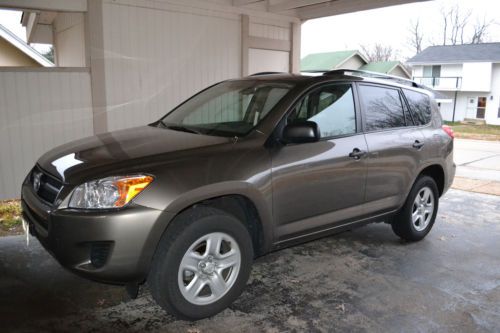 2012 toyota rav4 base sport utility 4-door 2.5l