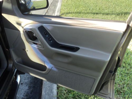 2001 JEEP GRAND CHEROKEE LAREDO 4X4 LOW 75K MILES MUST SELL NO RESERVE!!!, image 16