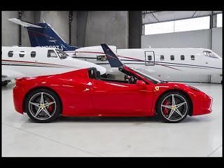 2013 ferrari 458 italia 2dr conv security system leather seats traction control