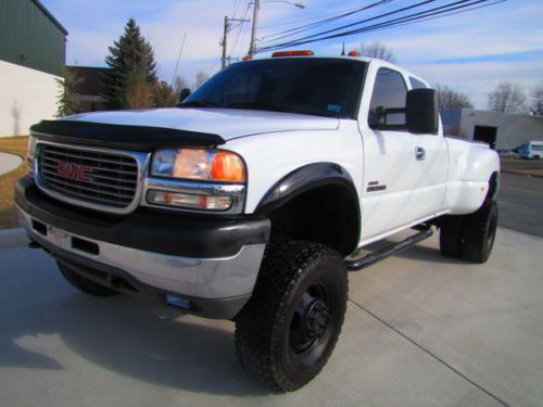 Lifted luxury dually duramax  diesel 4x4 sle! warranty!serviced ! no reserve !02