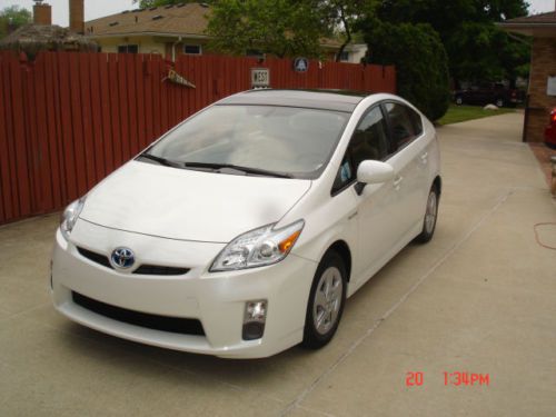 2010 toyota prius v