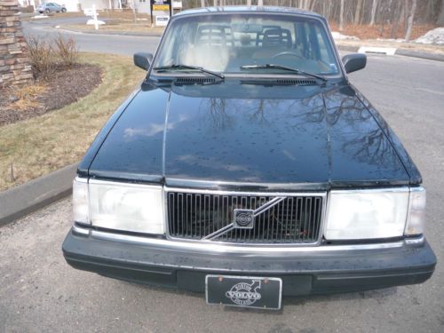 1991 volvo 240 rare sedan - very clean