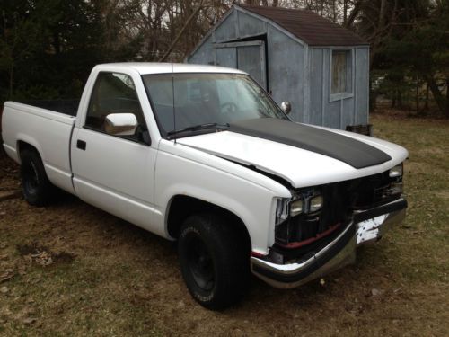 1988 chevrolet c1500 single cab short bed 2wd pickup &#034;damaged&#034;