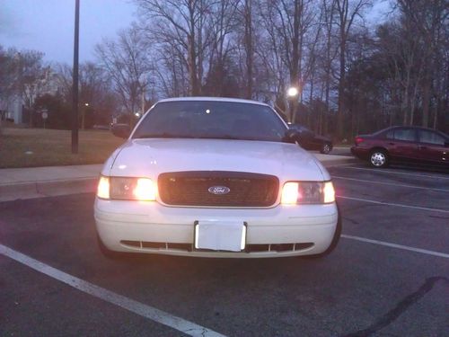 2004 ford crown victoria p71