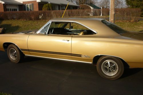 1968 plymouth gtx, 440 4spd, dana rear