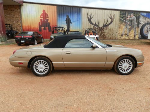 2005 ford thunderbird 50th anniversary edition convertible 2-door 3.9l