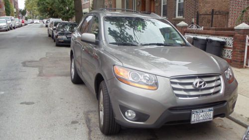 2011 hyundai santa fe se sport utility 4-door 3.5l