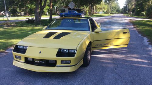 1985 camaro iroc-z