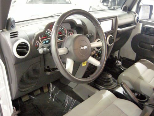 2009 UNLIMITED SAHARA 4X4 HARD TOP NAVI CARFAX CERTIFIED SPOTLESS FLORIDA BEAUTY, US $23,988.00, image 11