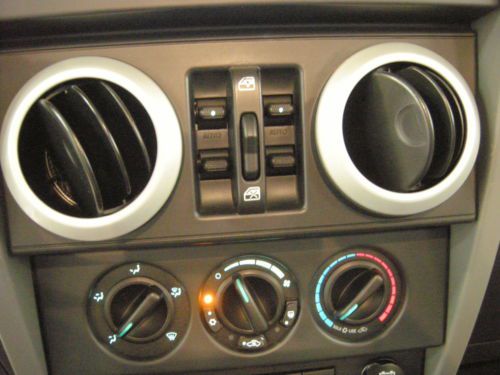 2009 UNLIMITED SAHARA 4X4 HARD TOP NAVI CARFAX CERTIFIED SPOTLESS FLORIDA BEAUTY, US $23,988.00, image 16