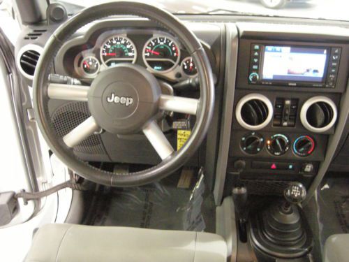 2009 UNLIMITED SAHARA 4X4 HARD TOP NAVI CARFAX CERTIFIED SPOTLESS FLORIDA BEAUTY, US $23,988.00, image 19