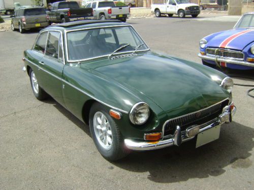 1970 mgb/gt