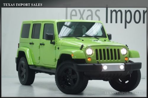 2012 wrangler unlimited sahara,lifted,navigation,leather,we finance