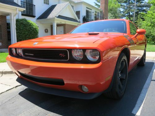 Dodge challenger