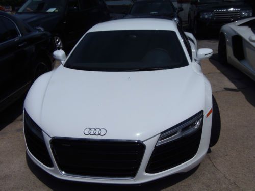 2014 audi r8 base coupe 2-door 4.2l