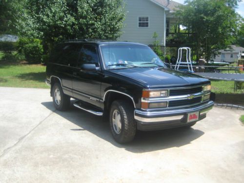 1997 two door tahoe 4x4 clean