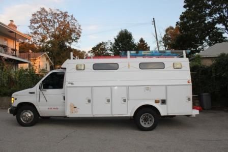 2002 ford e-450 utility truck