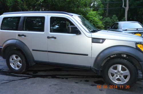 2007 dodge nitro sxt sport utility 4-door 3.7l