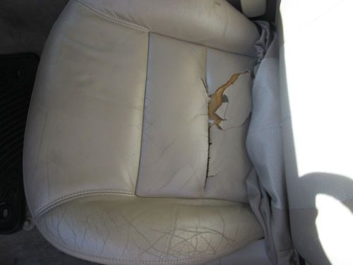 2000 Volkswagen Passat GLX Sedan 4-Door 2.8L, image 8