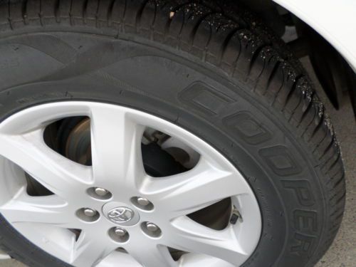 2010 Toyota Avalon - PEARL - 50K - HEATED LEATHER - VERY NICE......, US $18,800.00, image 5