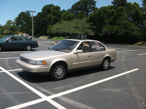 1991 Nissan Maxima GXE Sedan 4-Door 3.0L, US $2,450.00, image 2