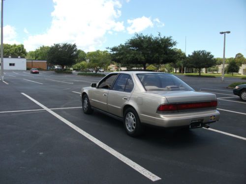 1991 Nissan Maxima GXE Sedan 4-Door 3.0L, US $2,450.00, image 5