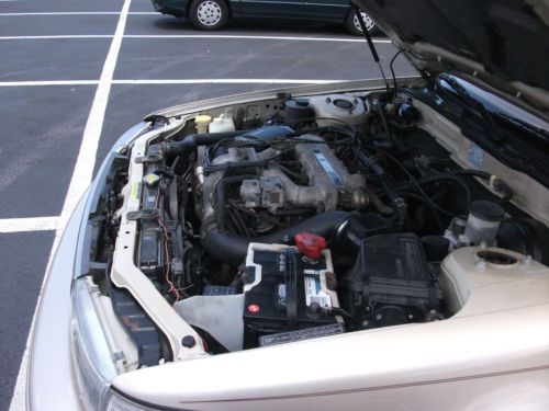 1991 Nissan Maxima GXE Sedan 4-Door 3.0L, US $2,450.00, image 9