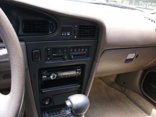 1991 Nissan Maxima GXE Sedan 4-Door 3.0L, US $2,450.00, image 13